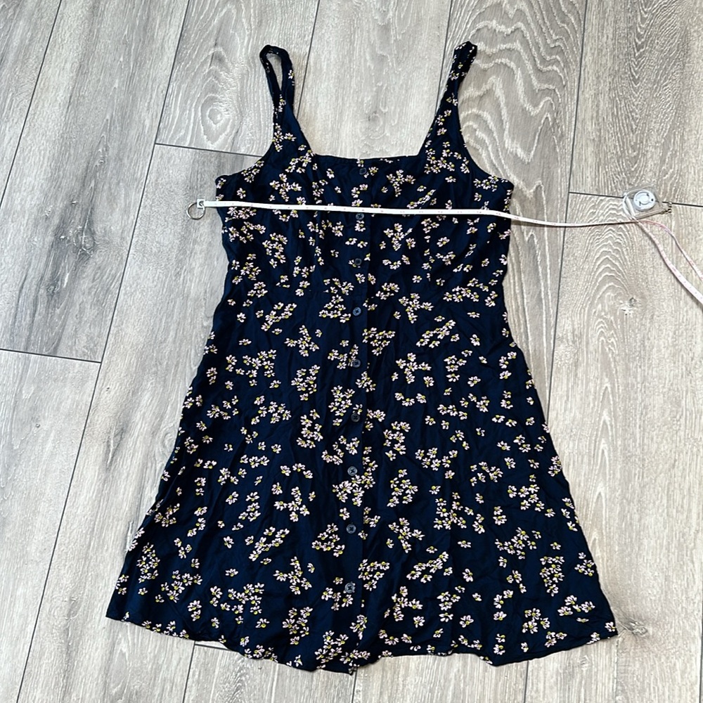 Abound Dress 👗 - Picture 3 of 6